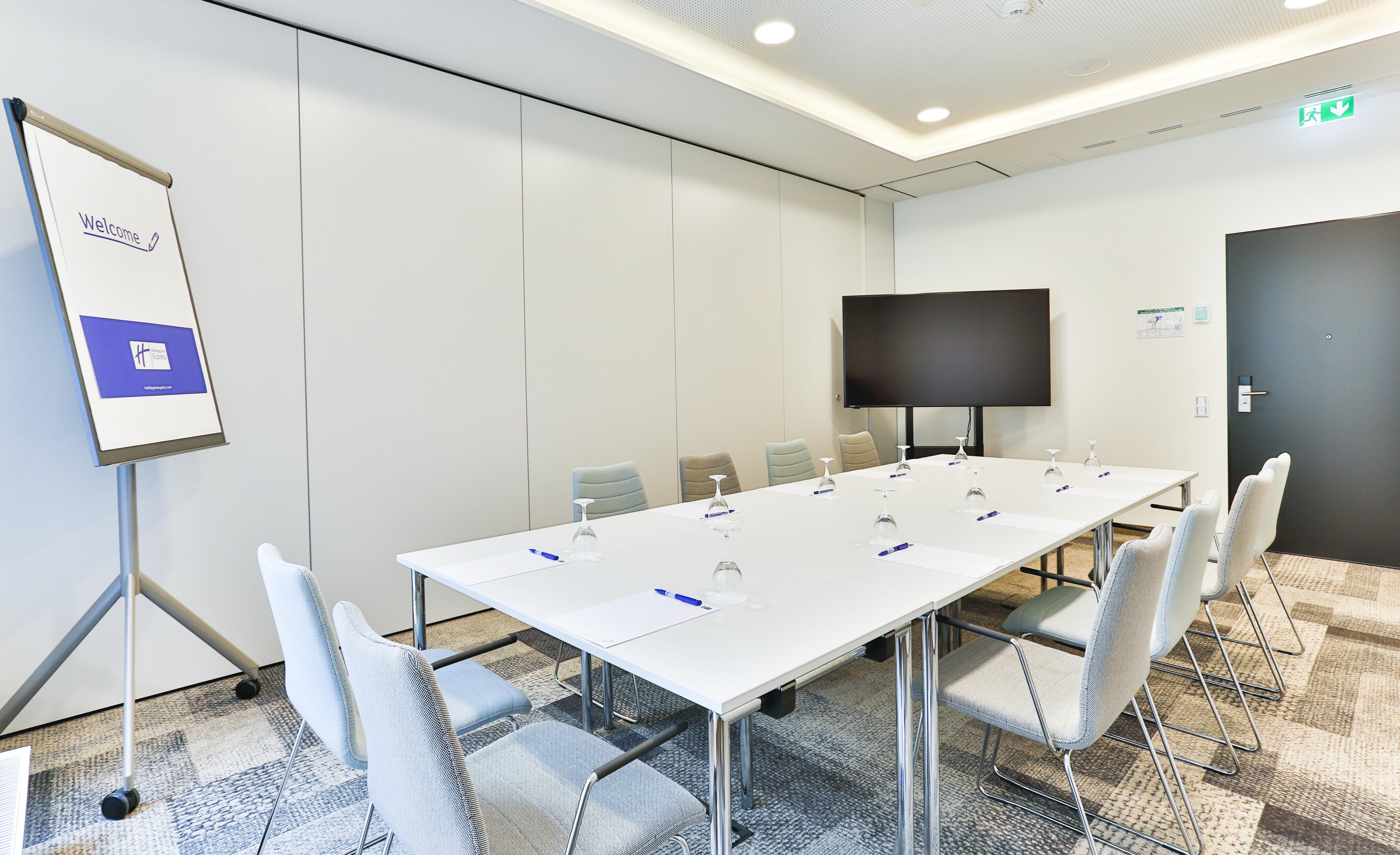 Holiday Inn Express Karlsruhe - City Park By Ihg Dış mekan fotoğraf